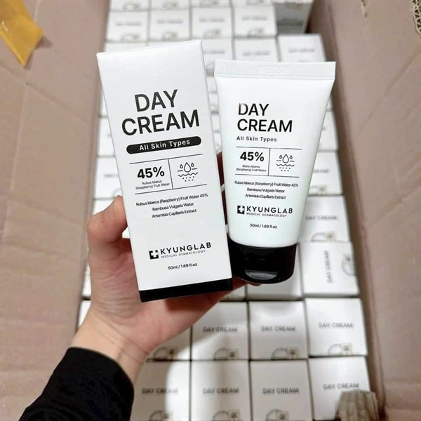 Kem dưỡng Ngày Kyunglab - Full VAT