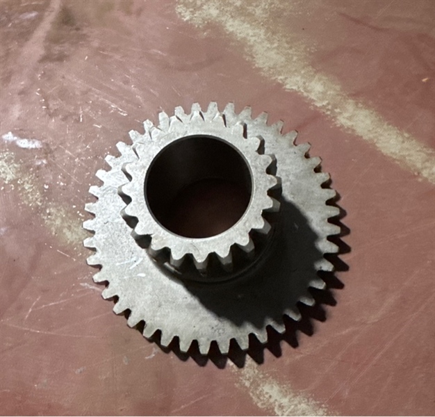 Bánh răng mài lỗ (20-42) nhà máy ( Bông Sen)