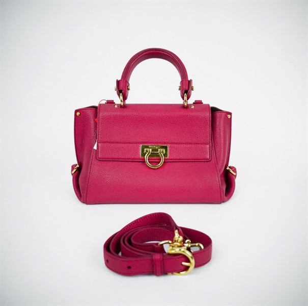 Túi Salvatore màu hồng size 23 KG+