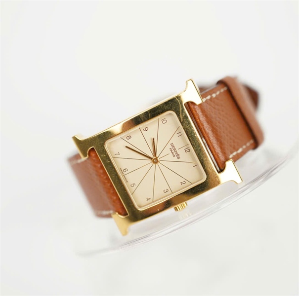 Đồng hồ Hermes mặt vuông dây nâu (842031) (LTB) KG+