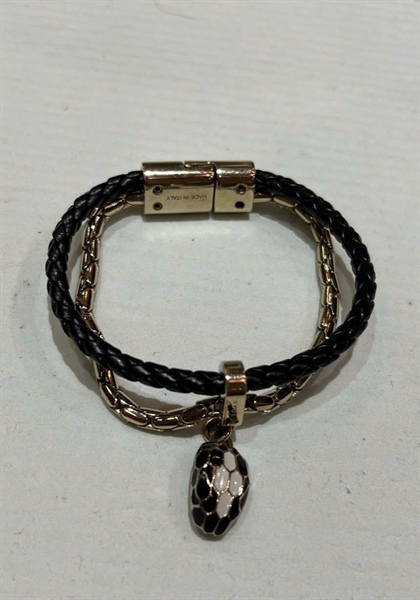 Vòng tay BVL đen đầu rắn +