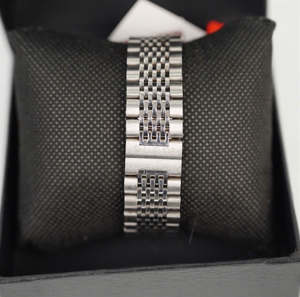 Đồng hồ GC mặt tròn màu xanh quai bạc (17123778) +