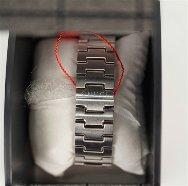 Đồng hồ GC nam màu bạc (13331505) +