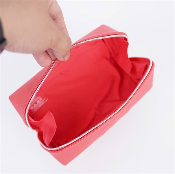 Ví Dior màu hồng đựng mỹ phẩm +