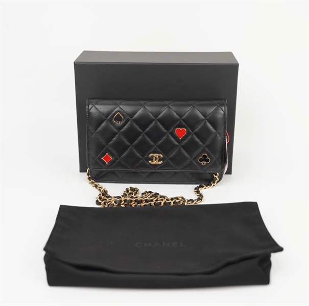 Túi Chanel Woc đen đính charm ( G3E8PHPG) sz19 (HC) +