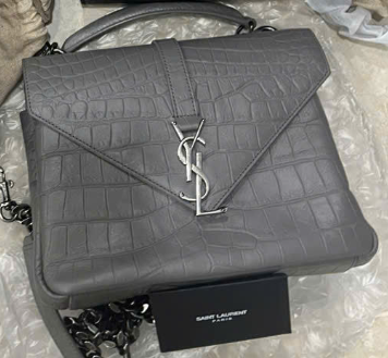 Túi YSL màu xám nắp gập +