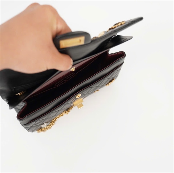 Túi Chanel Charm chiếc lá ( 26652119) sz24 (HC) +