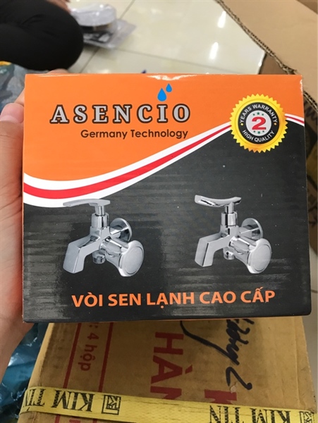 VÒI SEN LẠNH CAO CẤP