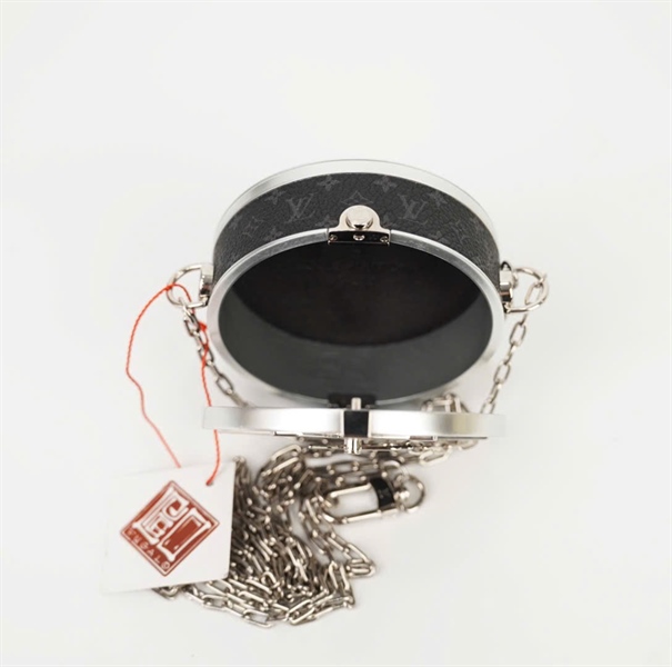 Túi LV tròn hoa đen viền bạc (HC) +