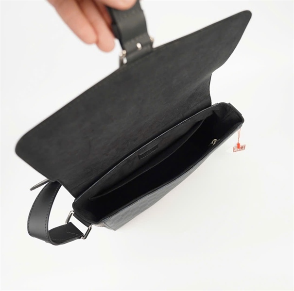 Túi LV đeo chéo ô vuông xám sz28 +