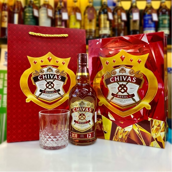 Chivas Regal 12y 700ml 40% hộp quà 2025