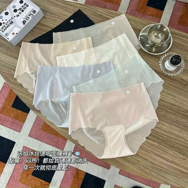Q đúc mây-duoc-ban-tai-Tiệm Liên Lót