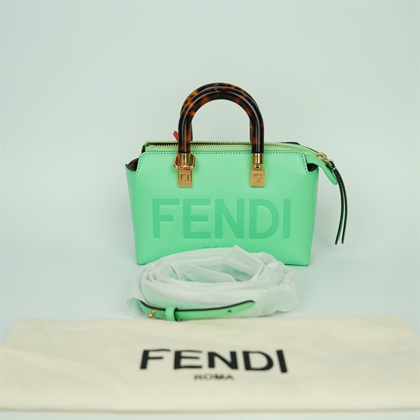 Túi Fendi màu xanh lá quai nâu (8BS067) sz17 (HC) +