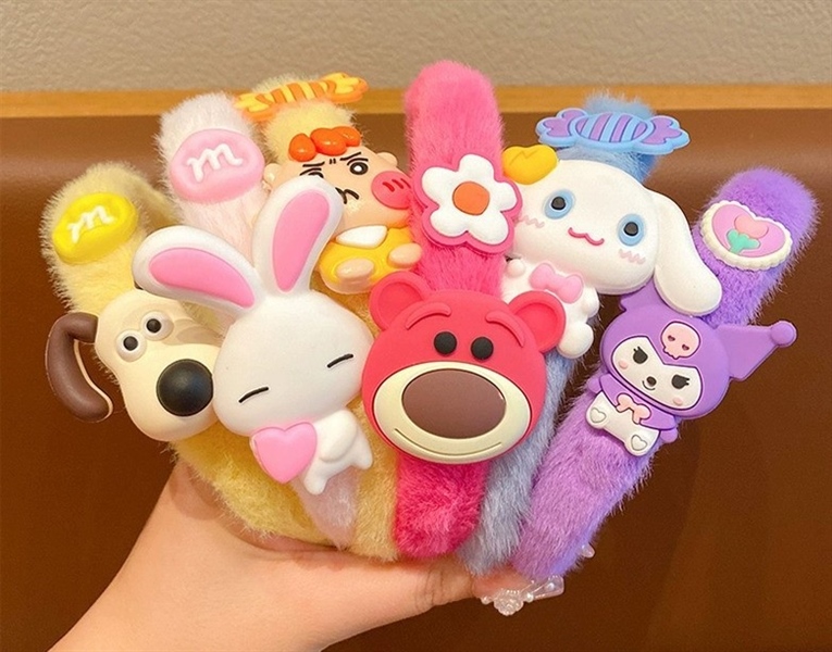 Bờm lông hoạt hình, mix màu, SP676