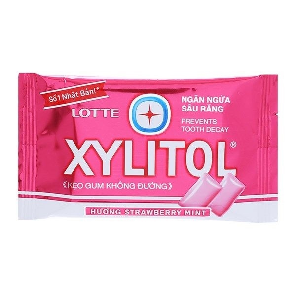 Kẹo gum Lotte Xylitol vị dâu vỉ 11,6G