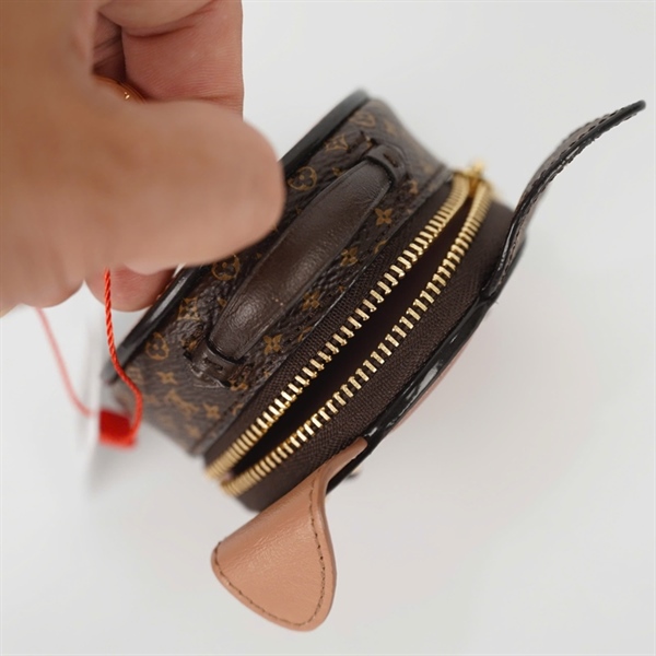 Charm LV đầu cún (HC) +