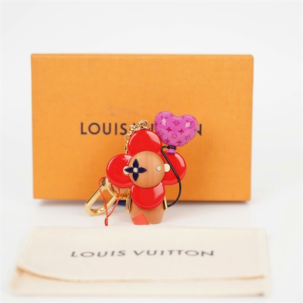 Charm LV hoa đỏ (HC) +