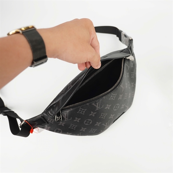 Túi LV Bumbag hoa đen sz14 +