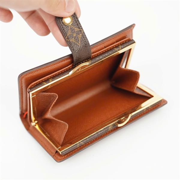 Ví LV hoa nâu (CA0958) KG+