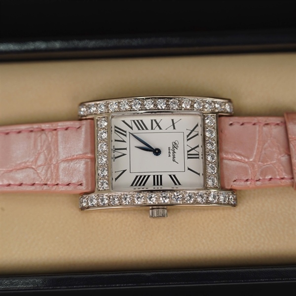 Đồng hồ Chopard mặt vuông quai hồng (HC) KG +