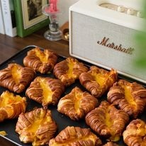 Sừng bò cheese cháy