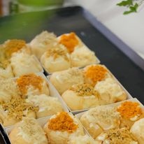 Bánh mì phomai ruốc hộp 4 chiếc