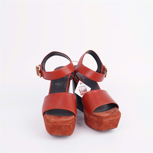 Giày Celine đỏ sz38 đế 12p +