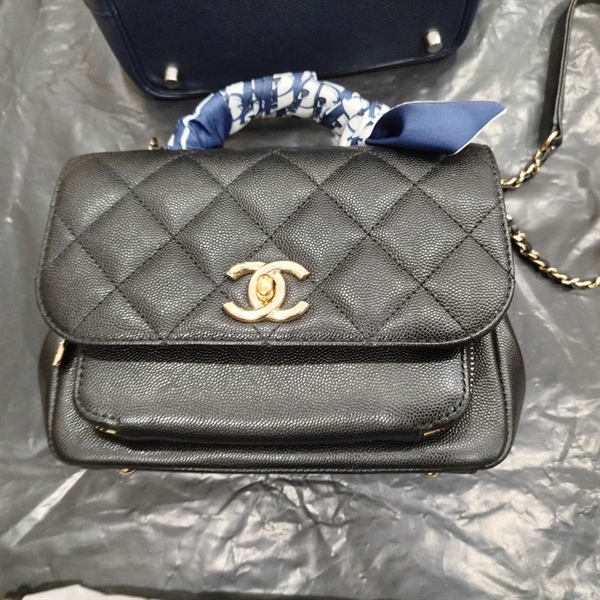 Túi Chanel đen tay xách quấn vải (25717461) sz18 (HC) +