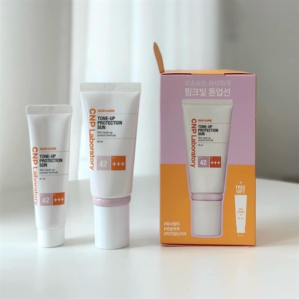 Set kem chống nắng CNP 50ml + 31ml
