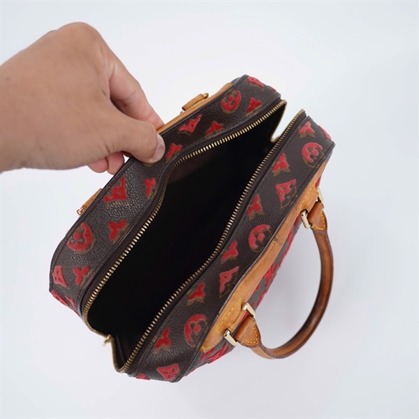 Túi LV hoa đỏ chữ nổi (FL1123) +