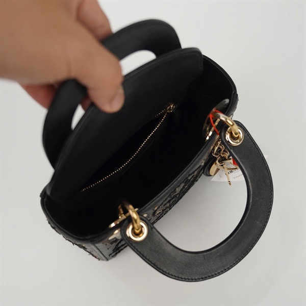 Túi Dior Lady đen đính cườm (11-MA- 0158) szmini (HC) +