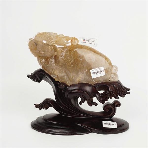 Tác phẩm rồng thạch anh tóc vàng 448536 KG+