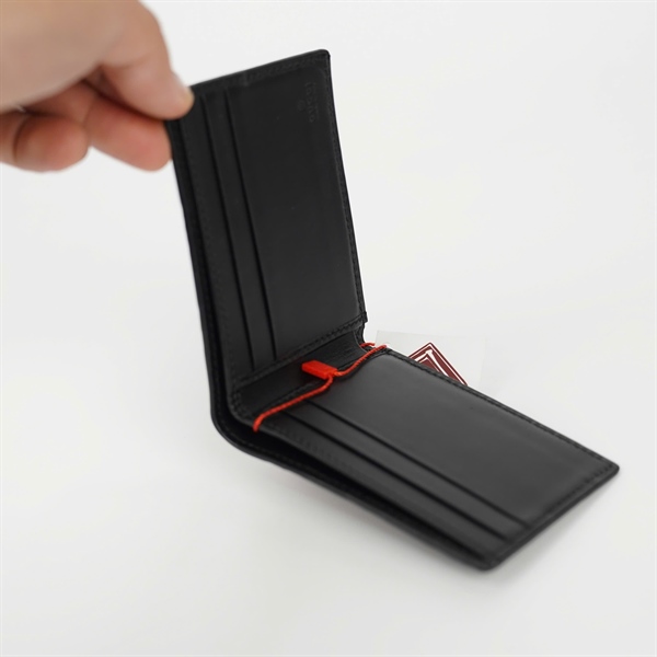 Ví GG gập 2 dập nổi màu đen KG+