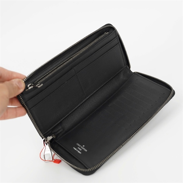 Ví LV khóa zip hoa đen KG+