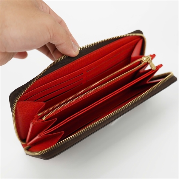 Ví LV hoa nâu khóa zip lòng đỏ KG+