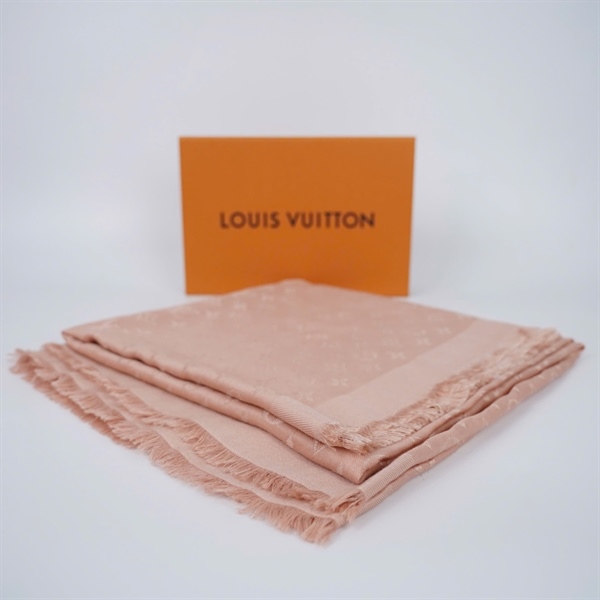Khăn LV màu hồng (PN) +