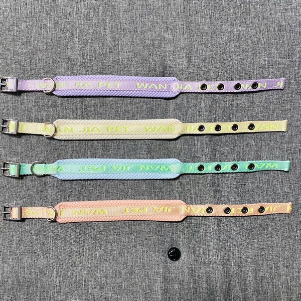 LE - Vòng cổ vải có đệm đơn sắc in chữ