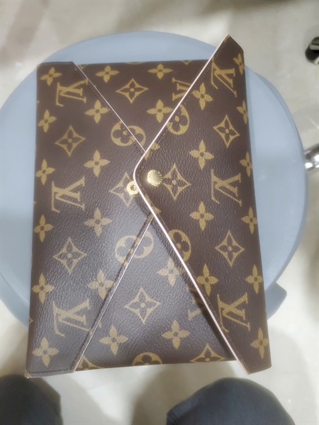 Túi LV Clutch bao thư hoa nâu SN3108 sz23 (LN) KG+