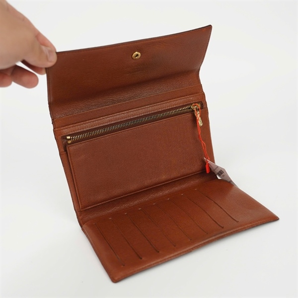 Ví LV hoa nâu gập 3 lòng nâu +