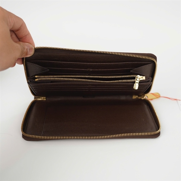 Ví LV ô vuông khóa zip +