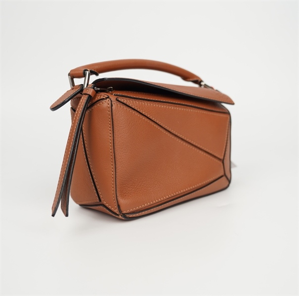 Túi Loewe màu nâu sz17 (LN) KG+