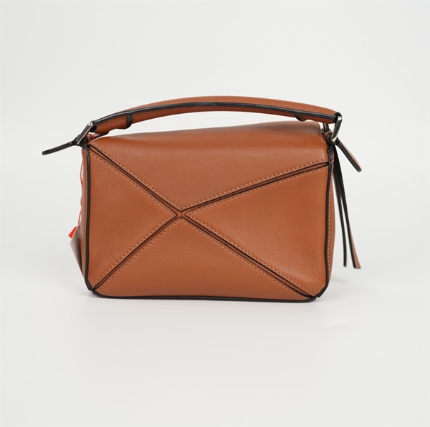 Túi Loewe màu nâu sz17 (LN) KG+