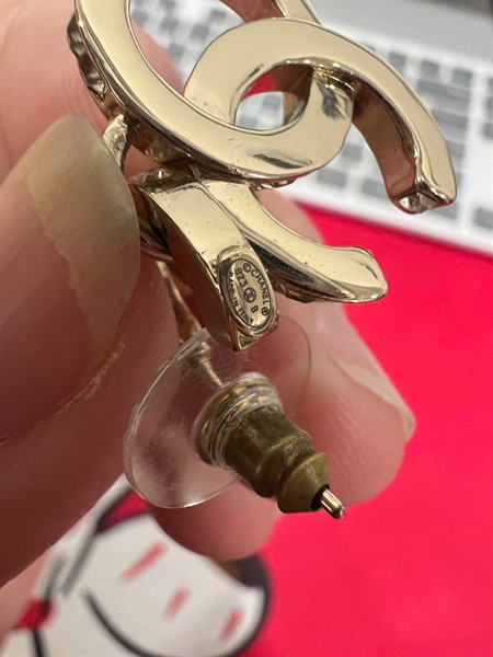 Bông tai Chanel logo bạc (B23 B) KG+