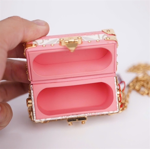 Túi LV Earphone màu trắng viền hồng sz7 (HC) +