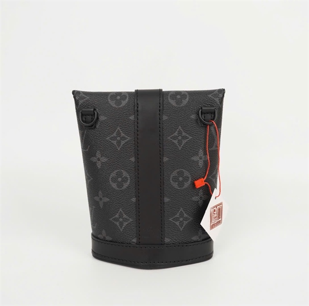 Túi LV đeo chéo hoa đen sz13 (HC) KG+