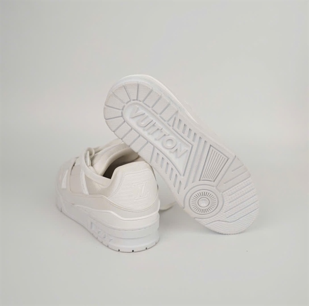 Giày LV trắng sz37 (HC) KG+