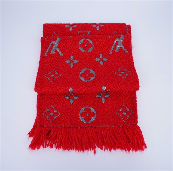 Khăn LV hoa đỏ phối bạc (PN) +