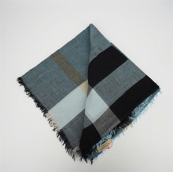 Khăn BBR xám xanh kẻ sọc (PN) +