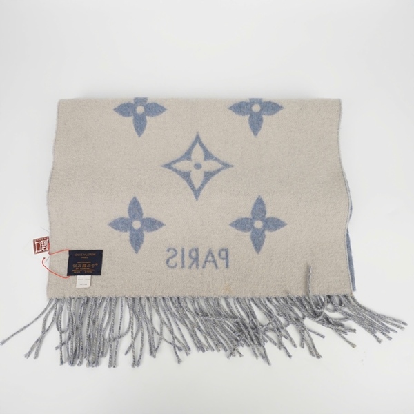 Khăn LV hoa trắng nền xanh (PN) +