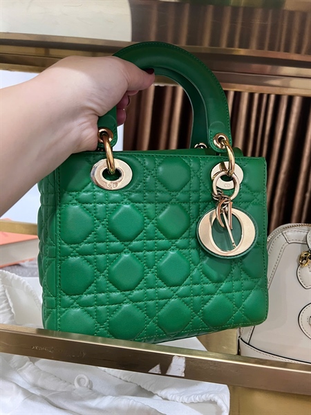 Túi Dior Lady xanh lá (09-MA-0118) sz S (YY) KG+